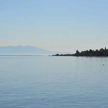 Appartement Dimitropoulos Seafront Apartments-elaionas Near Diakopto