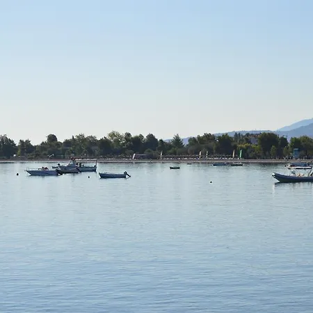 Dimitropoulos Seafront Apartments-elaionas Near Diakopto Appartement Eleonas (Achaia)