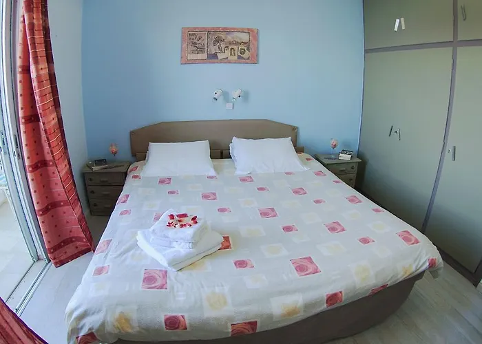 Dimitropoulos Seafront Apartments-Elaionas Beach Near Diakopto