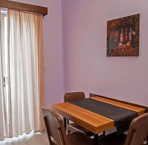 Dimitropoulos Seafront Apartments-Elaionas Beach Near Diakopto *