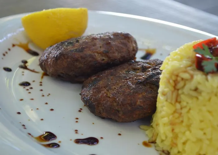 Dimitropoulos Seafront Apartments-Elaionas Beach Near Diakopto 엘레오나스