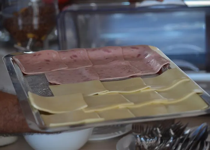 Dimitropoulos Seafront Apartments-Elaionas Beach Near Diakopto * 엘레오나스